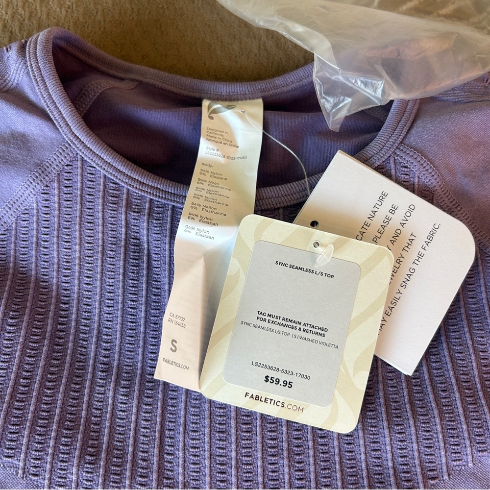 Fabletics sync seamless long sleeve top